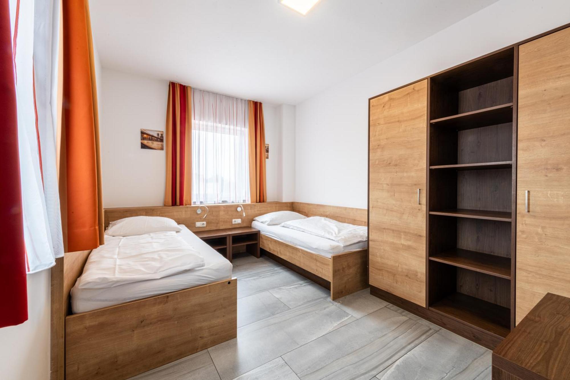 Wels Inn Hotel Εξωτερικό φωτογραφία