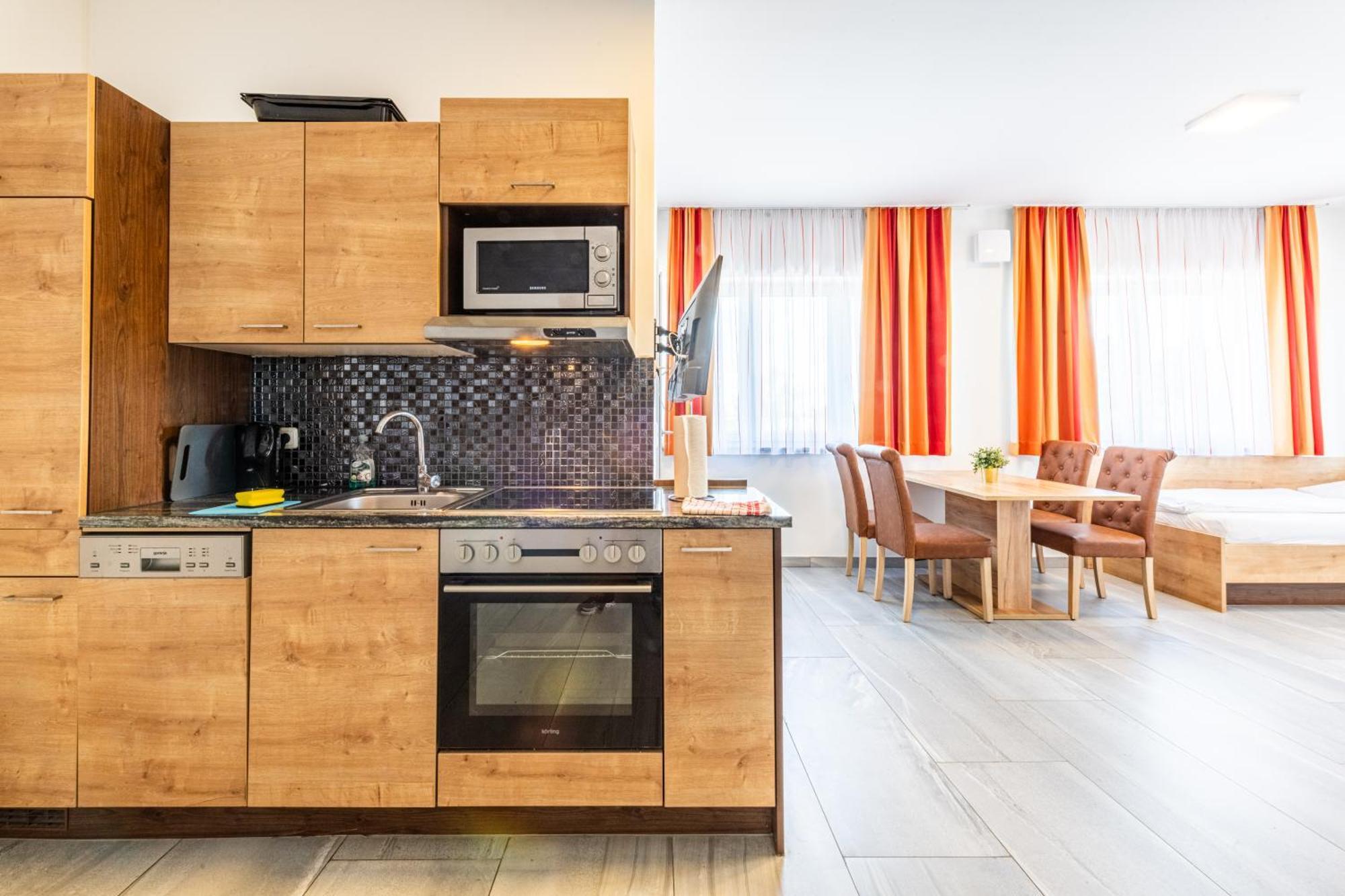 Wels Inn Hotel Εξωτερικό φωτογραφία